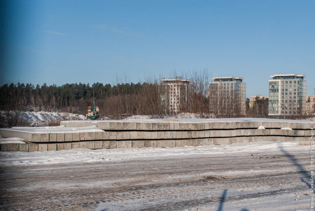 Стройка на стрелке - 04.jpg